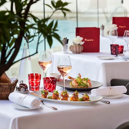 Barriere Le Majestic 5* Канни