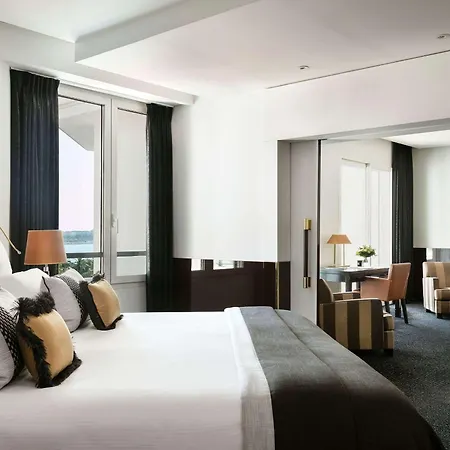 Barriere Le Majestic 5*