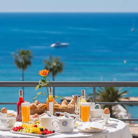 Barriere Le Majestic 5*
