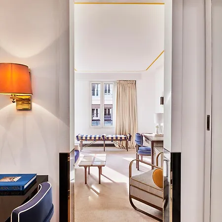 Barriere Le Majestic Готель 5*