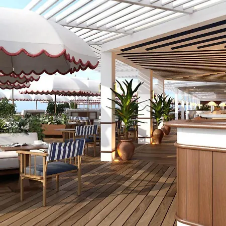 Barriere Le Majestic Готель 5*